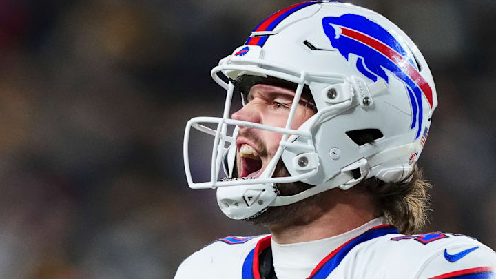 Buffalo Bills v Pittsburgh Steelers