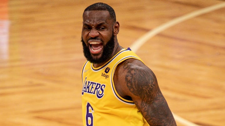 LeBron fue sancionado tras el altercado que tuvo en el juego con los Pistons
