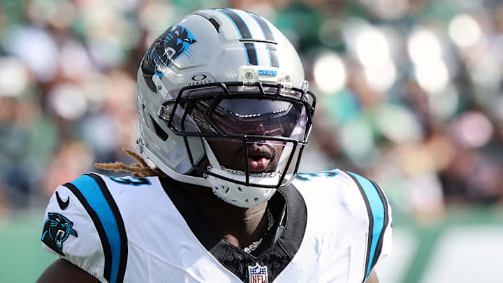 Carolina Panthers outside linebacker Princely Umanmielen