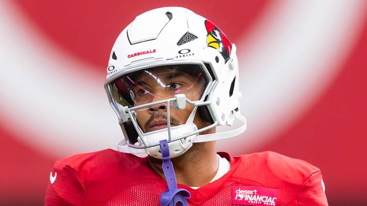 Jul 29, 2025; Glendale, AZ, USA; Arizona Cardinals running back James Conner (6) during training camp at State Farm Stadium. Mandatory Credit: Mark J. Rebilas-Imagn Images Jul 29, 2025; Glendale, AZ, USA; Arizona Cardinals running back James Conner (6) during training camp at State Farm Stadium. Mandatory Credit: Mark J. Rebilas-Imagn Images