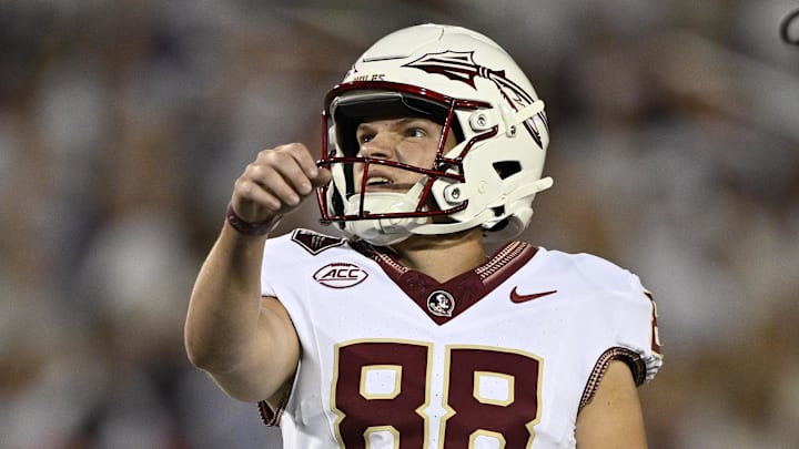 Sep 28, 2024; Dallas, Texas, USA; Florida State Seminoles place kicker Ryan Fitzgerald (88) in action during the game between the Southern Methodist Mustangs and the Florida State Seminoles at Gerald J. Ford Stadium. Mandatory Credit: Jerome Miron-Imagn Images