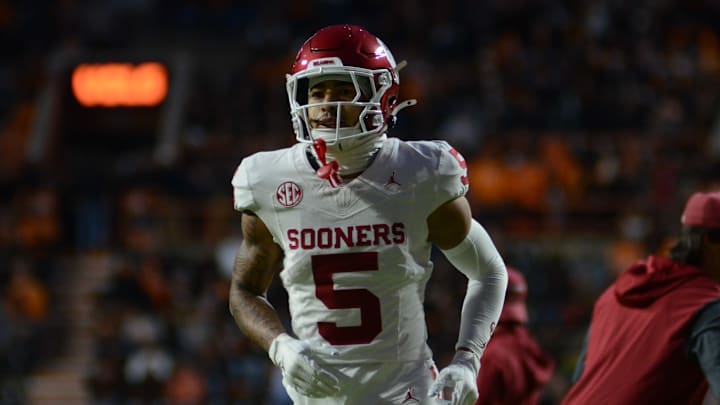 Oklahoma wide receiver Isaiah Sategna