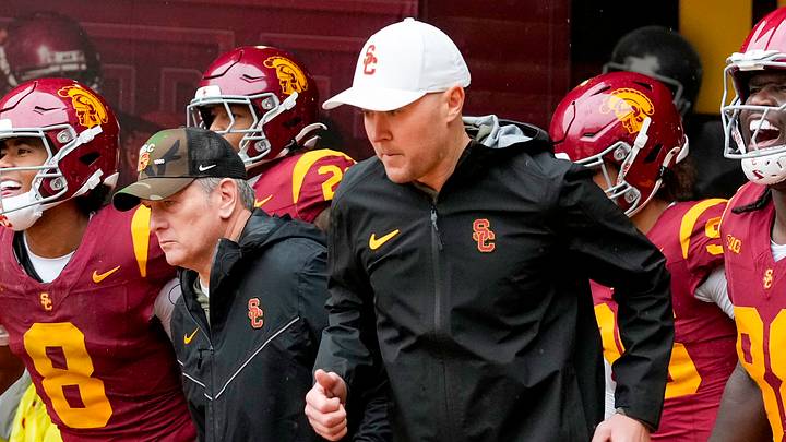 USC Trojans head coach Lincoln Riley USC Trojans head coach Lincoln Riley