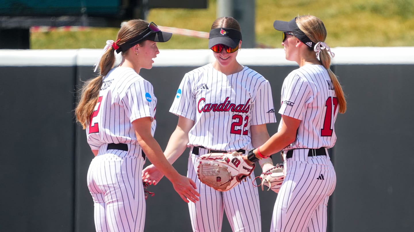 Louisville Falls to Grand Canyon in NCAA Tournament Opener