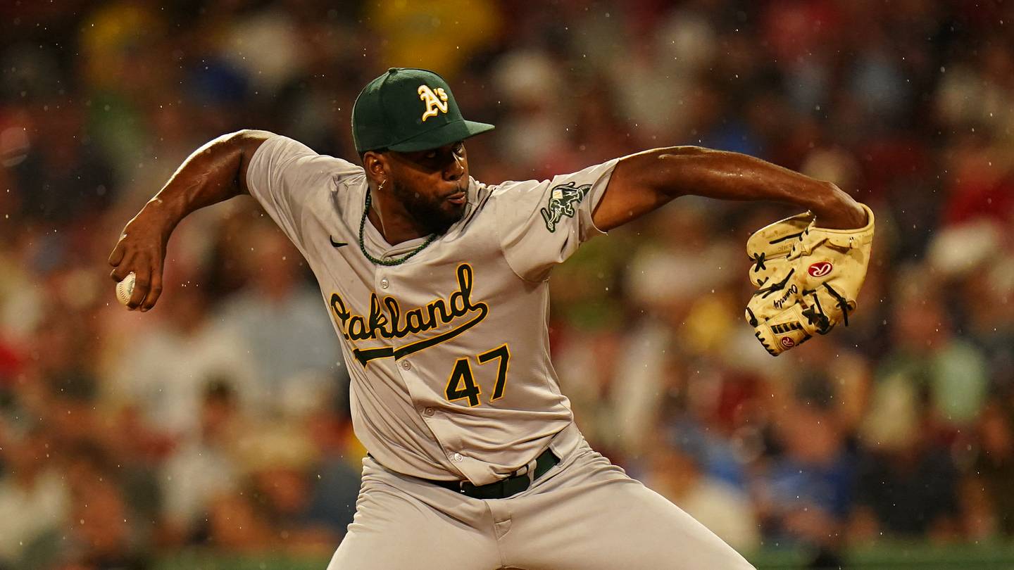 Rangers Select Michael Otanez in Move That Ends Injured Reliever’s Season