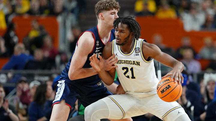 Michigan Wolverines forward Morez Johnson Jr. (21)