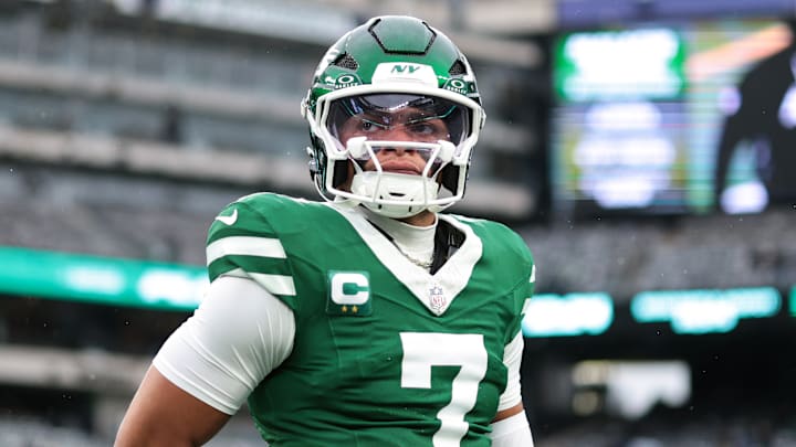 New York Jets quarterback Justin Fields