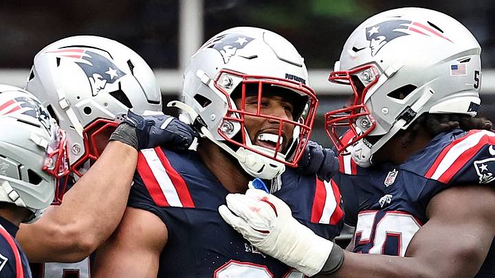 Pittsburgh Steelers v New England Patriots Pittsburgh Steelers v New England Patriots