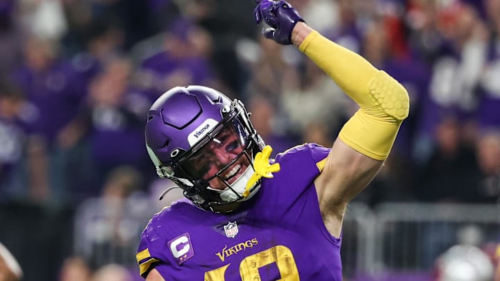 The Steelers claimed receiver Adam Thielen off of waivers on Tuesday.