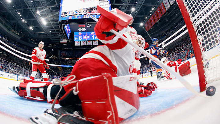 Detroit Red Wings v New York Islanders
