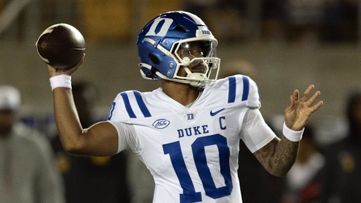 Oct 4, 2025; Berkeley, California, USA; Duke Blue Devils quarterback Darian Mensah (10) throws a pass against the California Golden Bears during the second quarter at California Memorial Stadium. Mandatory Credit: D. Ross Cameron-Imagn Images Oct 4, 2025; Berkeley, California, USA; Duke Blue Devils quarterback Darian Mensah (10) throws a pass against the California Golden Bears during the second quarter at California Memorial Stadium. Mandatory Credit: D. Ross Cameron-Imagn Images