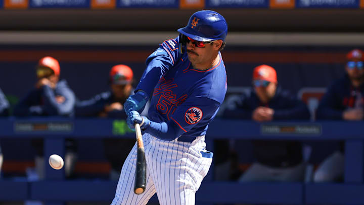 New York Mets right fielder Mike Tauchman (50) hits a three-run home run 