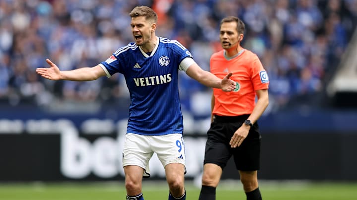 Simon Terodde forderte den Elfer-Pfiff