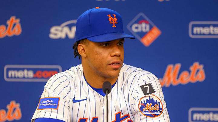 Juan Soto speaks to the media Juan Soto speaks to the media