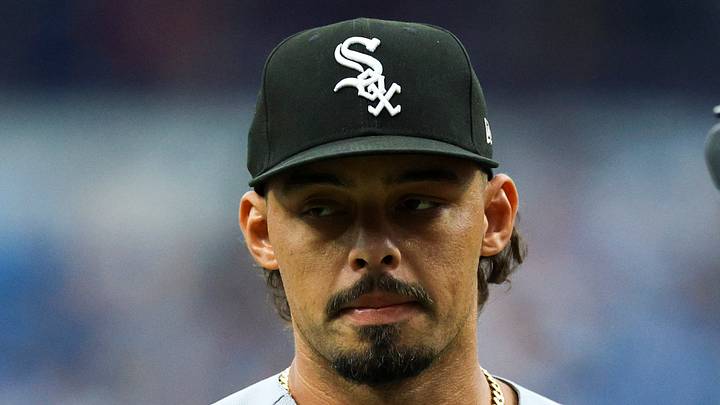 Aug 1, 2026; St. Petersburg, Florida, USA; Chicago White Sox starting pitcher Jordan Hicks (44) walks off the field after pitching against the Tampa Bay Rays in the first inning at Tropicana Field. Mandatory Credit: Nathan Ray Seebeck-Imagn Images Aug 1, 2026; St. Petersburg, Florida, USA; Chicago White Sox starting pitcher Jordan Hicks (44) walks off the field after pitching against the Tampa Bay Rays in the first inning at Tropicana Field. Mandatory Credit: Nathan Ray Seebeck-Imagn Images