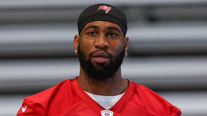 Haason Reddick is on the verge of being signed to a new team after a disappointing 2025 season with the Tampa Bay Buccaneers. Haason Reddick is on the verge of being signed to a new team after a disappointing 2025 season with the Tampa Bay Buccaneers.