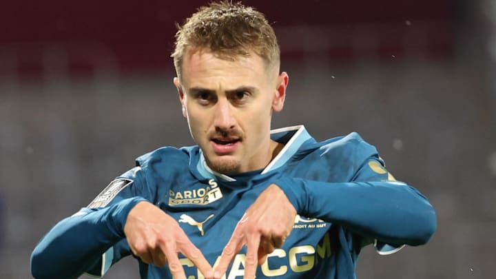 Valentin Rongier est titulaire avec l'OM. Valentin Rongier est titulaire avec l'OM.