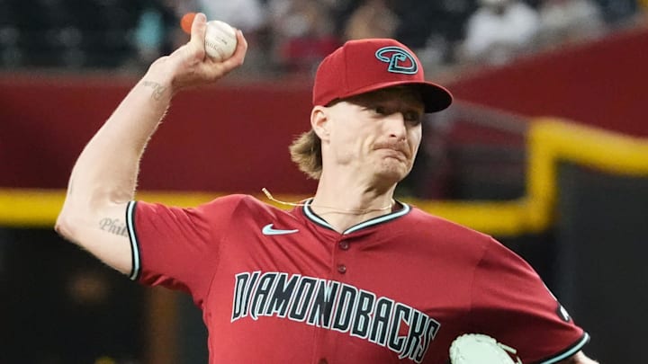 Arizona Diamondbacks pitcher Shelby Miller throws to the Pittsburgh Pirates in the ninth inning at Chase Field in Phoenix on May 28, 2025. Arizona Diamondbacks pitcher Shelby Miller throws to the Pittsburgh Pirates in the ninth inning at Chase Field in Phoenix on May 28, 2025.