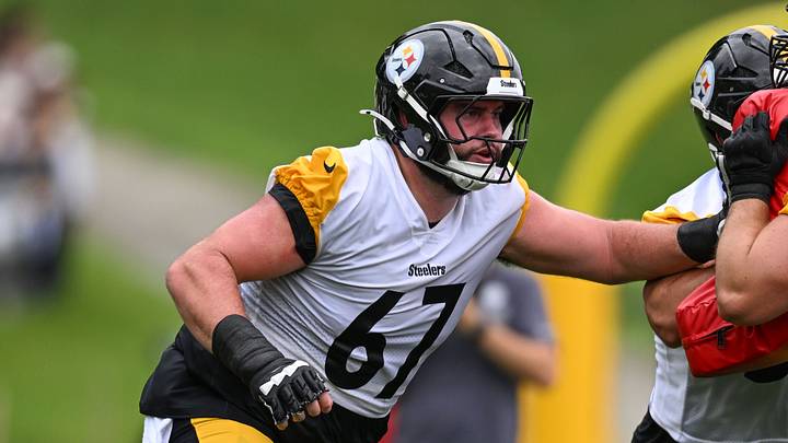 Jul 29, 2026; Latrobe, PA, USA; Pittsburgh Steelers offensive tackle Brock Hoffman (67) participates in drills at training camp at Saint Vincent College. Mandatory Credit: Barry Reeger-Imagn Images Jul 29, 2026; Latrobe, PA, USA; Pittsburgh Steelers offensive tackle Brock Hoffman (67) participates in drills at training camp at Saint Vincent College. Mandatory Credit: Barry Reeger-Imagn Images