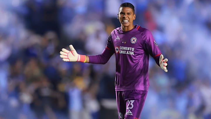 El arquero colombiano Kevin Mier será clave para sacar puntos de suelo regiomontano