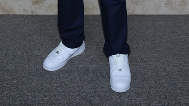 White nike af1s on sale