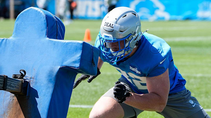 Detroit Lions tight end Luke Deal (82). Detroit Lions tight end Luke Deal (82).