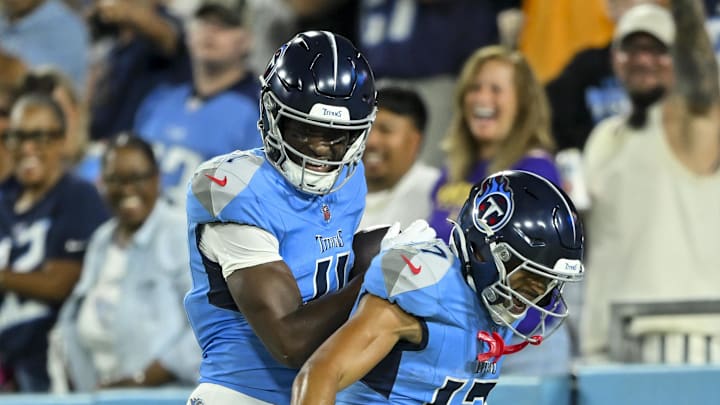 Former Florida Gators wide receiver Van Jefferson (11) celebrates his touchdown with fellow former UF wide receiver Chimere Dike (17) against the Minnesota Vikings during the first half at Nissan Stadium. Mandatory Credit: Steve Roberts-Imagn Images