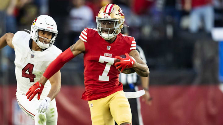 Dec 17, 2023; Glendale, Arizona, USA; San Francisco 49ers cornerback Charvarius Ward (7) against Arizona Cardinals wide receiver Rondale Moore (4) at State Farm Stadium. Mandatory Credit: Mark J. Rebilas-Imagn Images