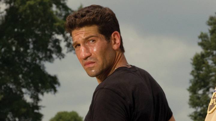 Shane Walsh (Jon Bernthal), Rick Grimes (Andrew Lincoln) and Lori Grimes (Sarah Wayne Callies) in The Walking Dead Season 2 Shane Walsh (Jon Bernthal), Rick Grimes (Andrew Lincoln) and Lori Grimes (Sarah Wayne Callies) in The Walking Dead Season 2