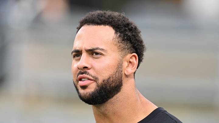 Pittsburgh Steelers wide receiver Michael Pittman Jr. warms up Pittsburgh Steelers wide receiver Michael Pittman Jr. warms up