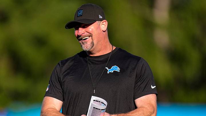 Detroit Lions head coach Dan Campbell watches practice during training camp Detroit Lions head coach Dan Campbell watches practice during training camp