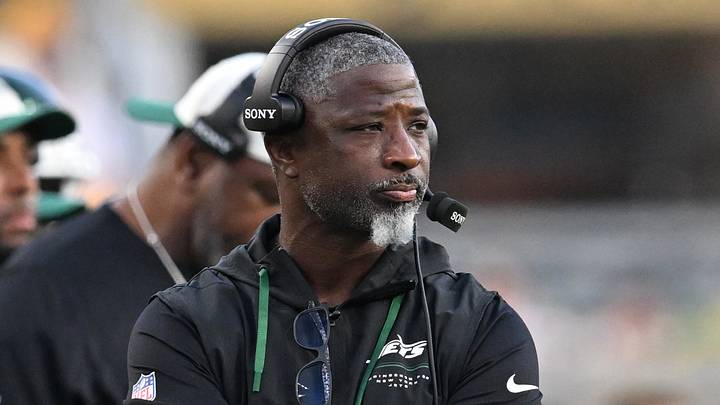 New York Jets head coach Aaron Glenn New York Jets head coach Aaron Glenn