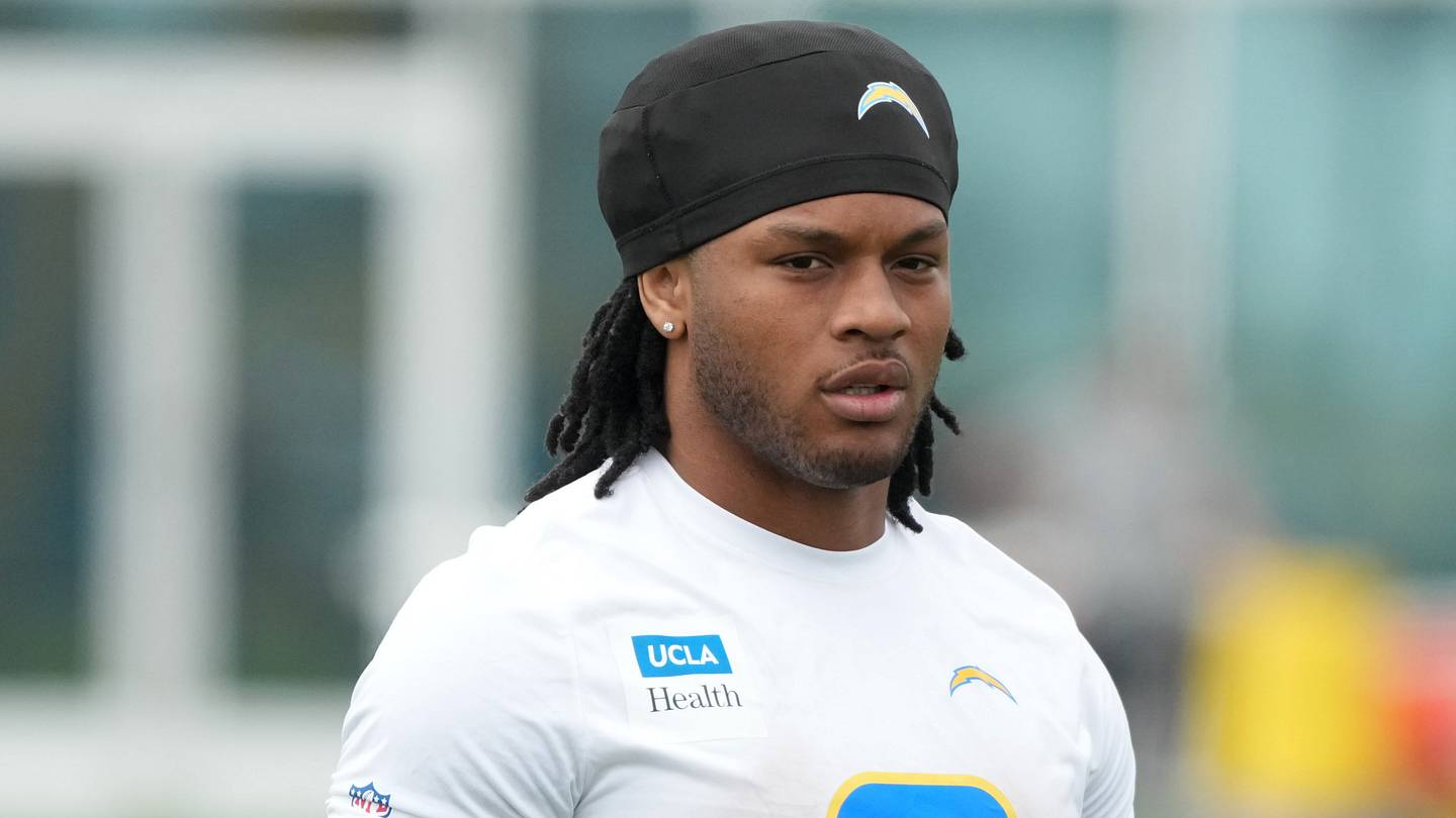 Chargers' Omarion Hampton just changed his fantasy football value in a huge way
