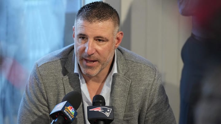 Mar 31, 2025; Palm Beach, FL, USA;  New England Patriots head coach Mike Vrabel answers questions from the media during the NFL Annual League Meeting at The Breakers. Mandatory Credit: Jim Rassol-Imagn Images