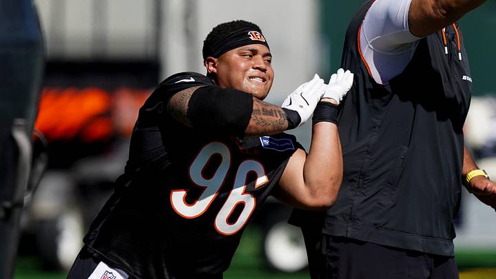Bengals defensive tackle Landon Robinson (96) runs through a drill during a rookie mini camp workout at the Bengals practice facility in downtown Cincinnati on Friday, May 8, 2026.
