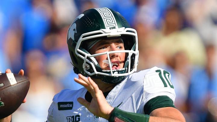 Oct 24, 2026; Pasadena, California, USA; Michigan State Spartans quarterback Kayd Coffman (10) throws a pass during the second half against the UCLA Bruins at Rose Bowl. Mandatory Credit: Gary A. Vasquez-Imagn Images Oct 24, 2026; Pasadena, California, USA; Michigan State Spartans quarterback Kayd Coffman (10) throws a pass during the second half against the UCLA Bruins at Rose Bowl. Mandatory Credit: Gary A. Vasquez-Imagn Images