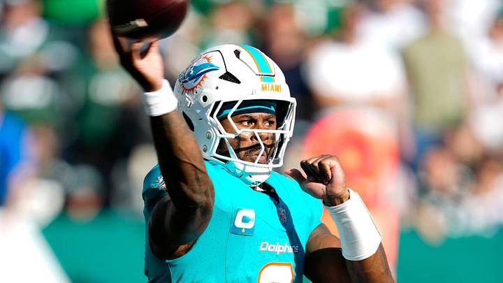 Miami Dolphins quarterback Malik Willis Miami Dolphins quarterback Malik Willis