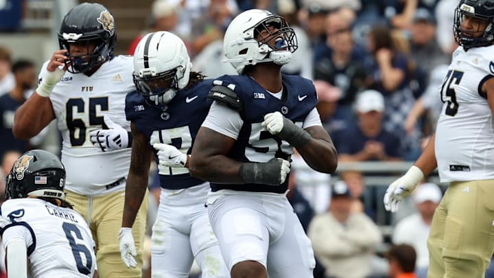 Penn State Nittany Lions defensive tackle Xavier Gilliam (54)]