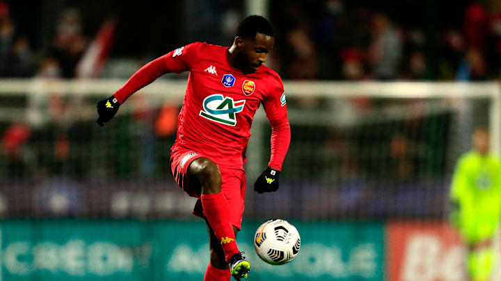 Un joueur de Quevilly a inscrit un but phénoménal face au FC Metz Un joueur de Quevilly a inscrit un but phénoménal face au FC Metz