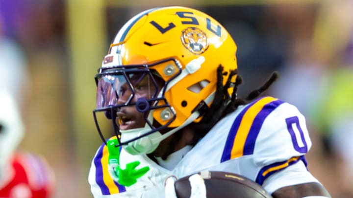 LSU wide receiver Zavion Thomas