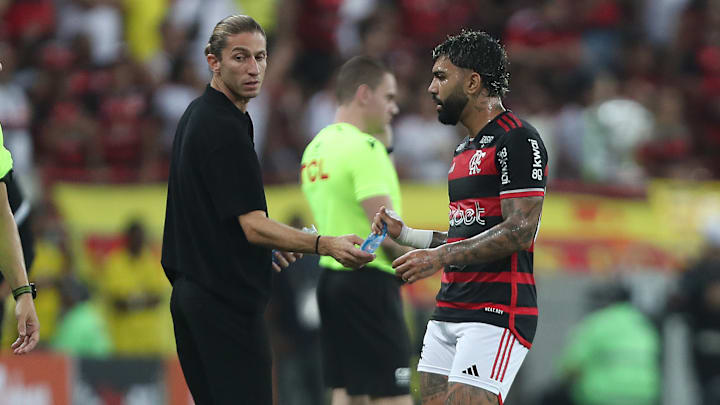 Filipe Luís não parece ter concordado com afastamento de Gabigol
