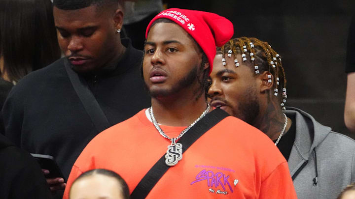 Former Colorado Buffaloes offensive tackle Jordan Seaton hit the transfer portal this offseason and committed to an SEC powerhouse whose head coach now faces lofty expectations heading into the 2026 season.