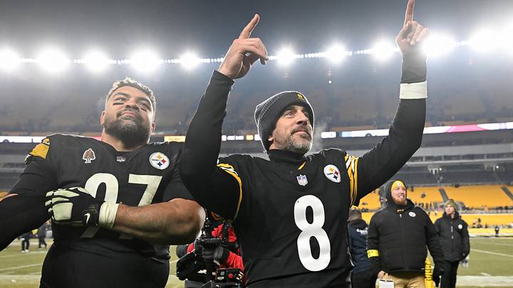 It sounds like Aaron Rodgers is returning to the Steelers.