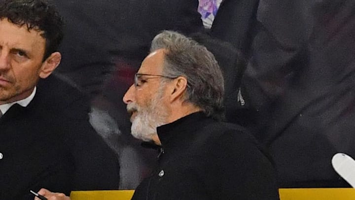 Apr 16, 2024; Philadelphia, Pennsylvania, USA; Philadelphia Flyers assistant coach Rocky Thompson and head coach John Tortorella against the Washington Capitals at Wells Fargo Center. Mandatory Credit: Eric Hartline-Imagn Images