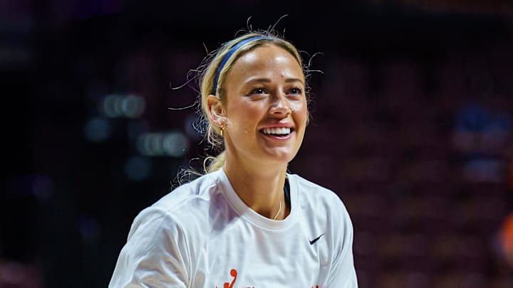 Aug 17, 2025; Uncasville, Connecticut, USA; Indiana Fever guard Sophie Cunningham (8) warms up before the start of the game against the Connecticut Sun at Mohegan Sun Arena. Mandatory Credit: David Butler II-Imagn Images