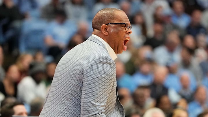 Jan 25, 2025; Chapel Hill, North Carolina, USA; North Carolina Tar Heels head coach Hubert Davis reacts in the first half at Dean E. Smith Center. Mandatory Credit: Bob Donnan-Imagn Images Jan 25, 2025; Chapel Hill, North Carolina, USA; North Carolina Tar Heels head coach Hubert Davis reacts in the first half at Dean E. Smith Center. Mandatory Credit: Bob Donnan-Imagn Images