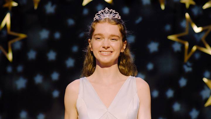 Summer H. Howell in Carrie. Summer H. Howell in Carrie.