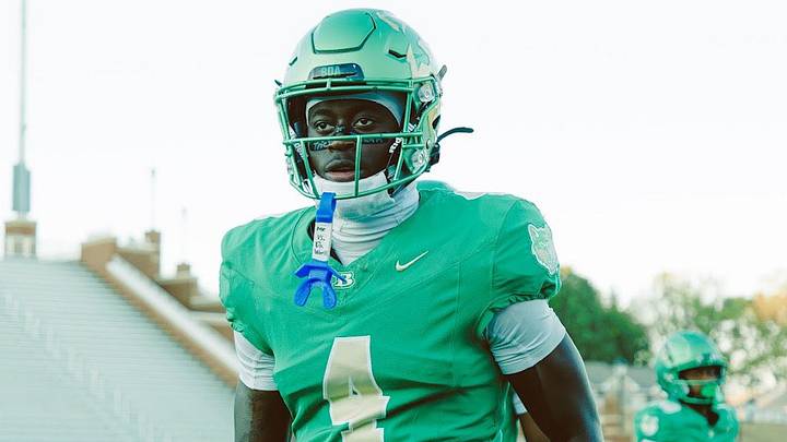 Buford, (Ga.) High School 3-star defensive back Jameer Cantrell warms up ahead of a 2025 regular season game. Buford, (Ga.) High School 3-star defensive back Jameer Cantrell warms up ahead of a 2025 regular season game.