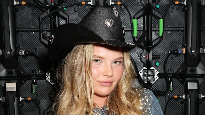 Ellie Thumann Ellie Thumann