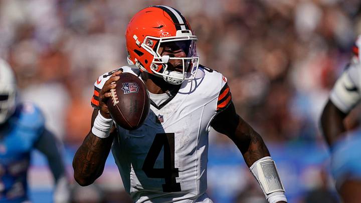 Cleveland Browns quarterback Deshaun Watson (4) looks for a target during the fourth quarter against the Cleveland Browns at Nissan Stadium in Nashville, Tenn., Sunday, Oct. 25, 2026.